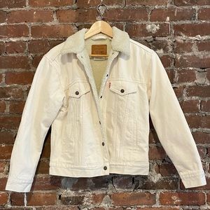 Levi’s premium sherpa trucker jacket